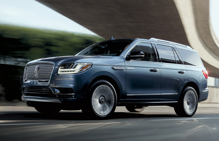 Drive Time - 2018 Lincoln Navigator 4X4 Reserve - AvidGolfer Magazine