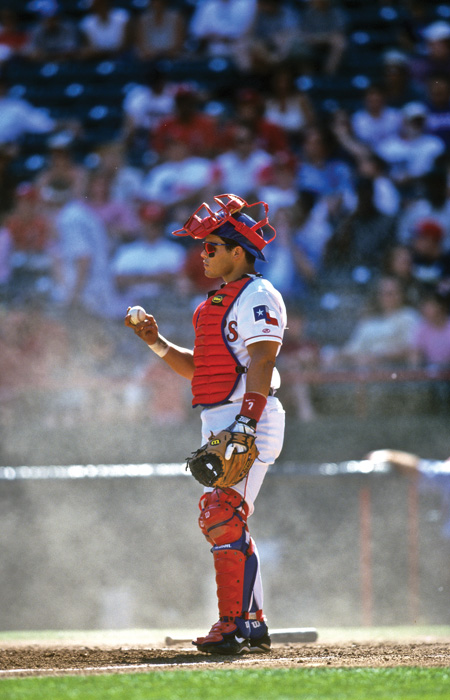 The Texas Rangers retire Ivan Pudge Rodriguez' No. 7 jersey - ESPN