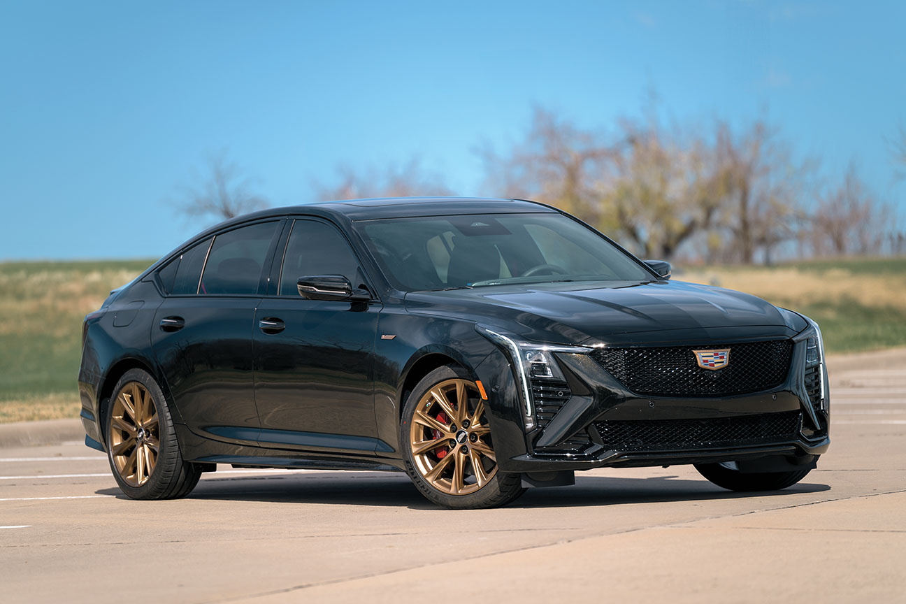 2026 Cadillac CT5 V 08