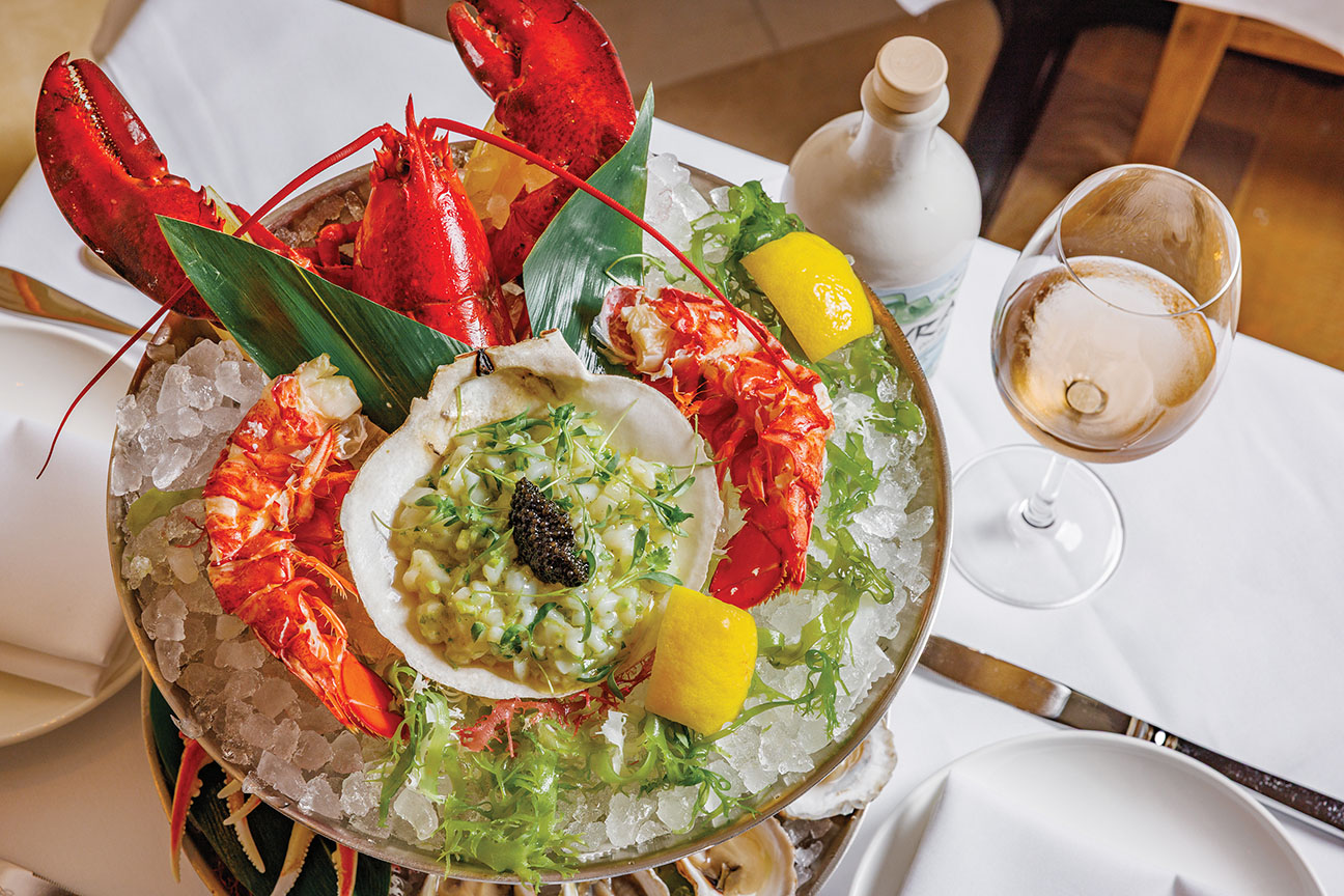 Avra Seafood Tower SM